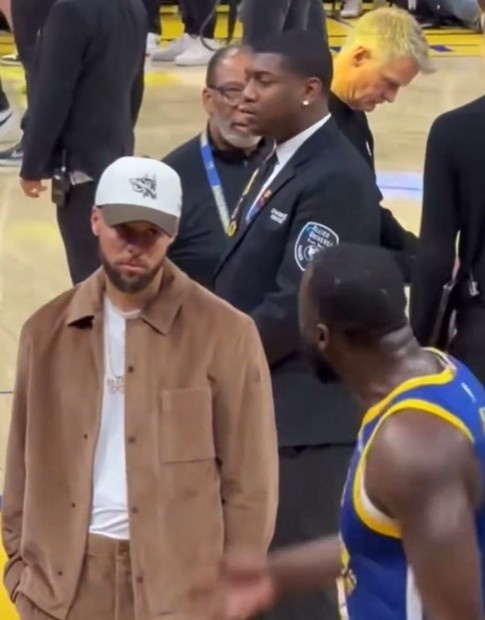 开运体育入口-追梦：库里盯着我不是烦我而是认同我 实际上是你们受够我了